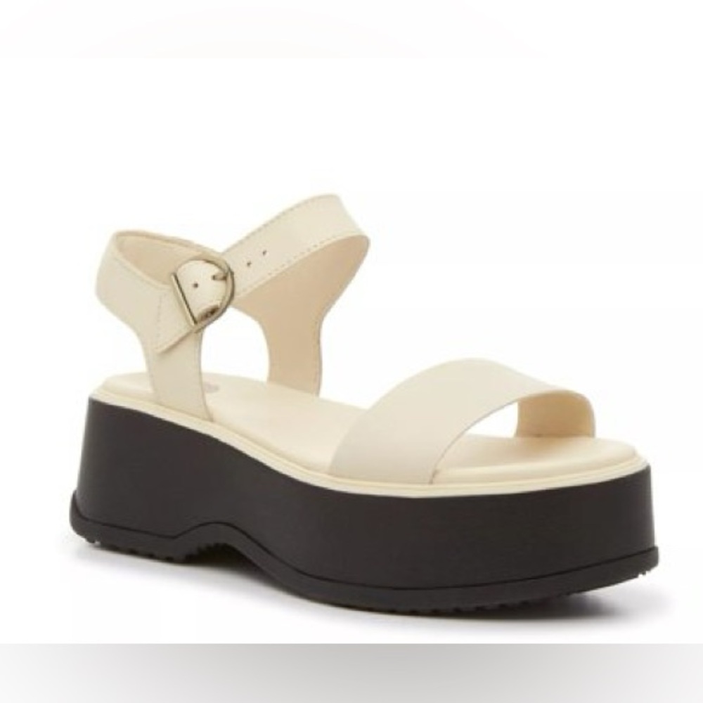 Sorel NWOT Dayspring Sandal Sz 10